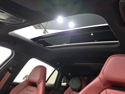 صورة مصغرة 25 لـ 2024 Porsche PANAMERA