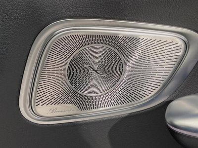 MERCEDES-BENZ GLC - 10