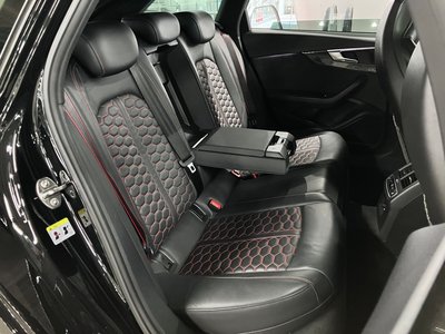 2019 AUDI RS4 AVANT — миниатюра 17