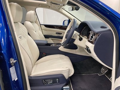 BENTLEY BENTAYGA - 4