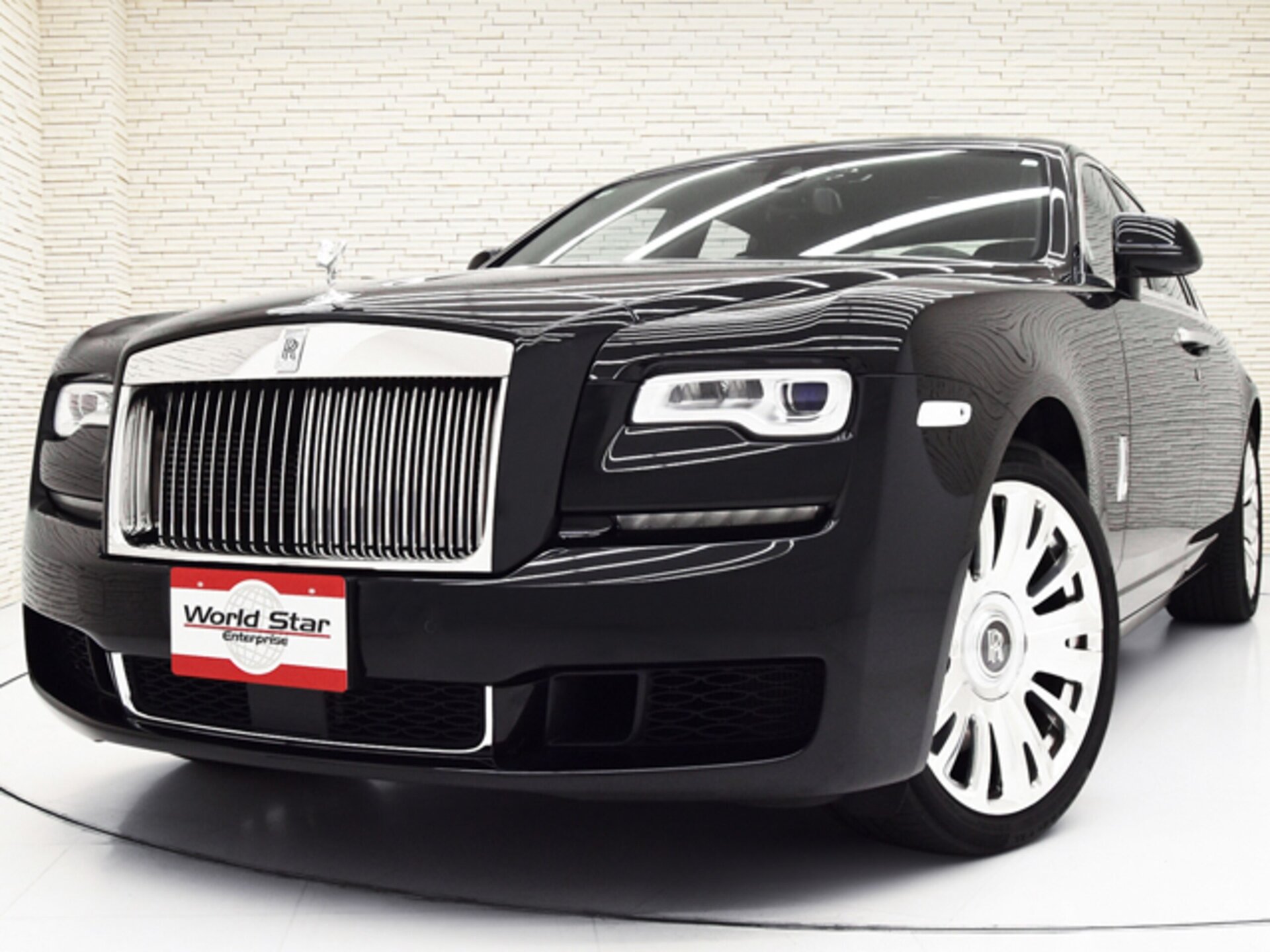 ROLLS ROYCE GHOST - View 1
