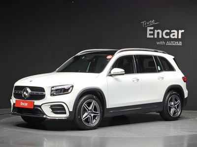 MERCEDES-BENZ GLB