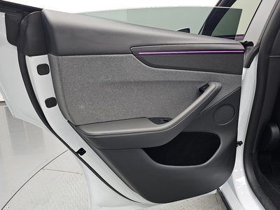 2026 Tesla MODEL Y — миниатюра 15