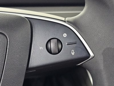 2026 Tesla MODEL Y — миниатюра 21