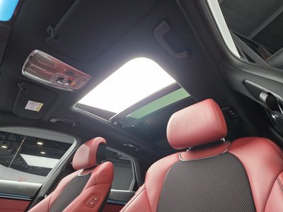 2025 Genesis GV70 thumbnail 12
