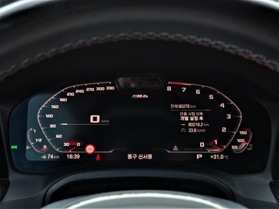 2021 BMW M4 photo 8
