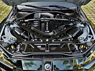 2021 BMW M4 photo 7