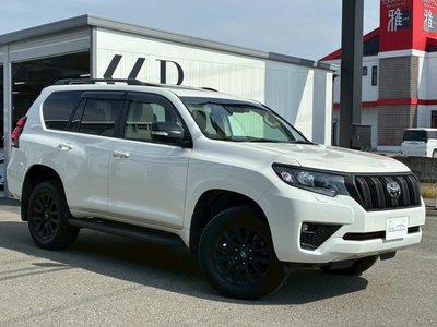 TOYOTA LAND CRUISER - 9