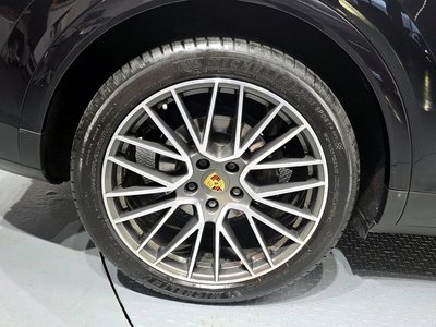 PORSCHE CAYENNE - 6