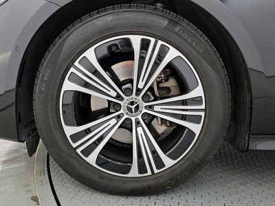 MERCEDES-BENZ E-CLASS - 6