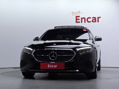 MERCEDES-BENZ E-CLASS - 2