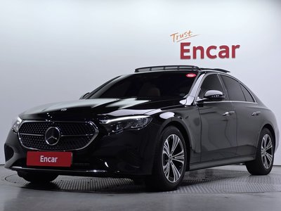 MERCEDES-BENZ E-CLASS - 1