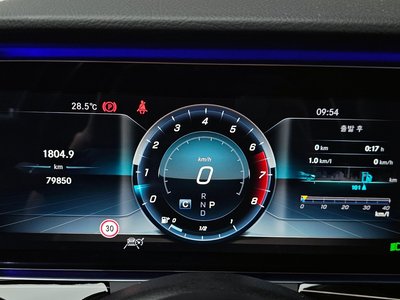 2019 Mercedes-BENZ E-CLASS — миниатюра 11