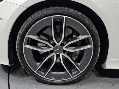 MERCEDES-BENZ E-CLASS - 6