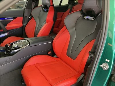 صورة مصغرة 32 لـ 2025 BMW M5