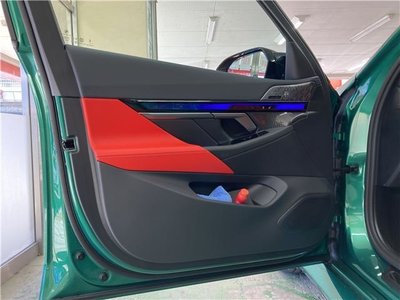 صورة مصغرة 31 لـ 2025 BMW M5
