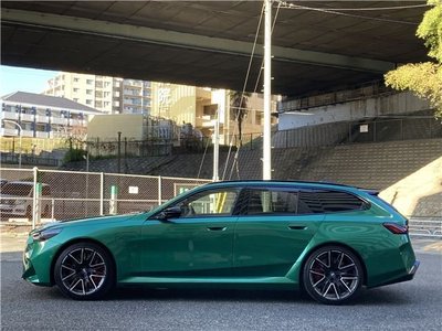 صورة 8 لـ 2025 BMW M5