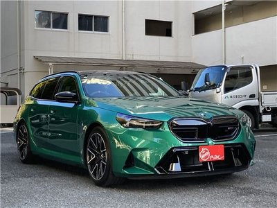 صورة 4 لـ 2025 BMW M5