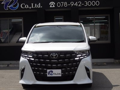 TOYOTA ALPHARD - 4