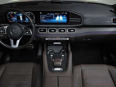 MERCEDES-BENZ GLS - 5
