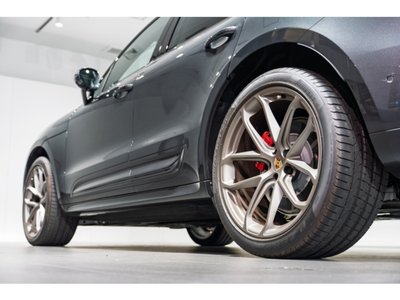 2023 Porsche MACAN thumbnail 20