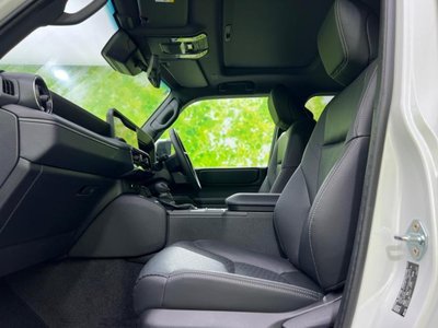 TOYOTA LAND CRUISER 250 - 6