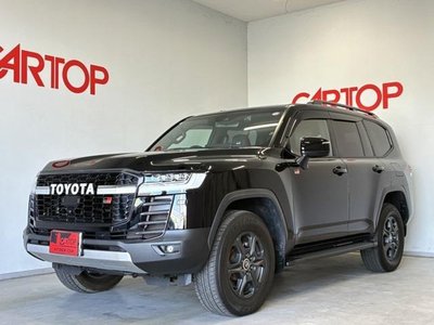 TOYOTA LAND CRUISER 300