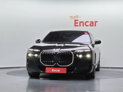 BMW 7 SERIES - 2