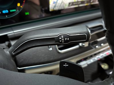 MERCEDES-BENZ GLS - 9