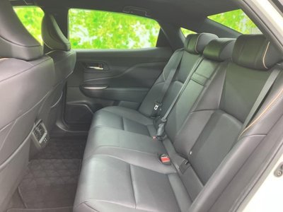 TOYOTA CROWN CROSSOVER - 7