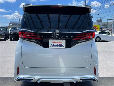 2025 Toyota ALPHARD — миниатюра 24