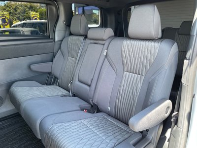 2025 Toyota ALPHARD — миниатюра 13