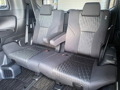 2025 Toyota ALPHARD — миниатюра 15
