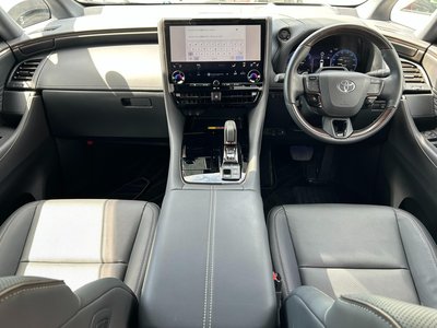 TOYOTA ALPHARD - 3