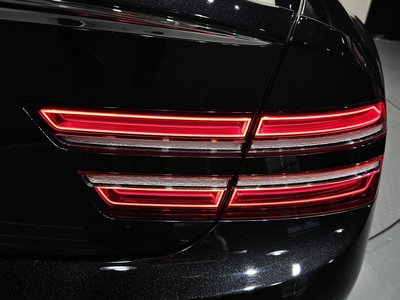 صورة 10 لـ 2024 Genesis G80 (RG3)