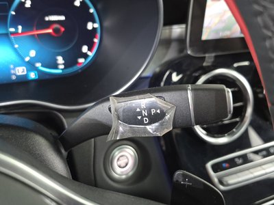 MERCEDES-BENZ GLC - 9