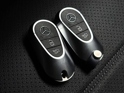 2024 Mercedes-BENZ GLC — миниатюра 15