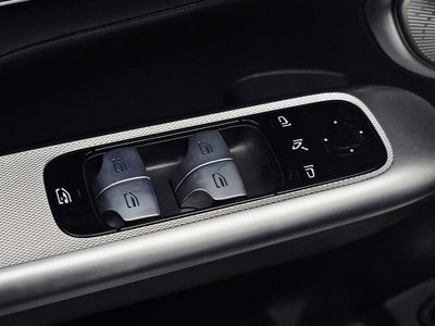 2024 Mercedes-BENZ GLC — миниатюра 20