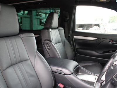 صورة 9 لـ 2019 Toyota ALPHARD