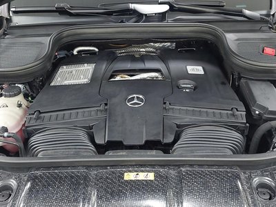 MERCEDES-BENZ GLS - 7