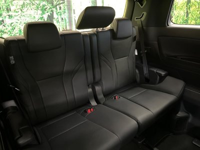2026 TOYOTA ALPHARD — фото 10