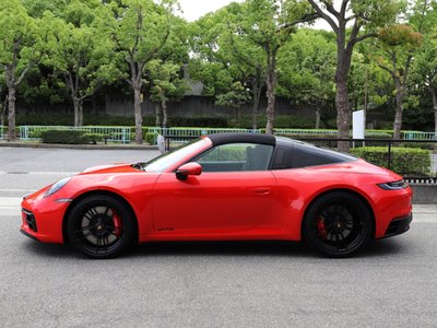 PORSCHE 911 - 5