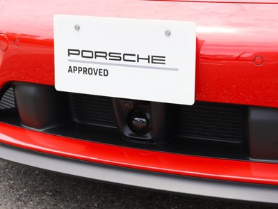 PORSCHE 911 - 8