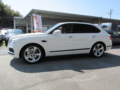 BENTLEY BENTAYGA - 5