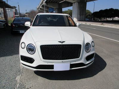 BENTLEY BENTAYGA - 2