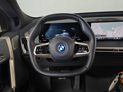 2023 BMW IX — миниатюра 13
