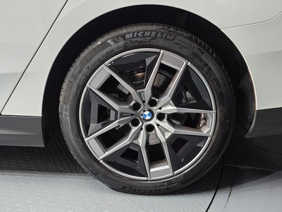2024 BMW 5 SERIES 照片 8