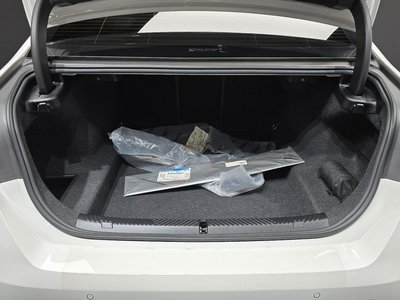 2024 BMW 5 SERIES 缩略图 37