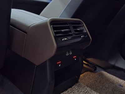 2024 BMW 5 SERIES 缩略图 33