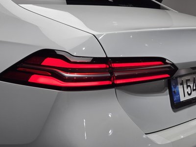 2024 BMW 5 SERIES 照片 10